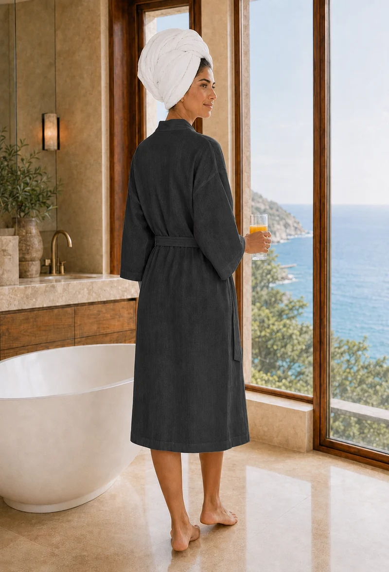 Langer Damen-Bademantel mit Kimono-Kragen aus Leinen in Schwarz - Laís
