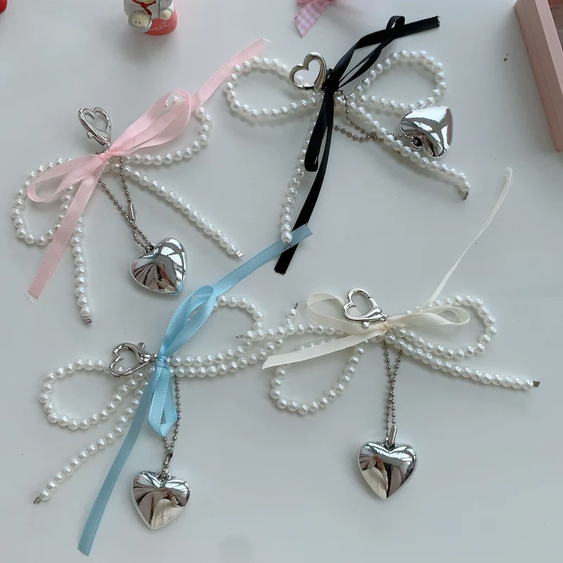Chic Pearl Heart Keychain Stornfield