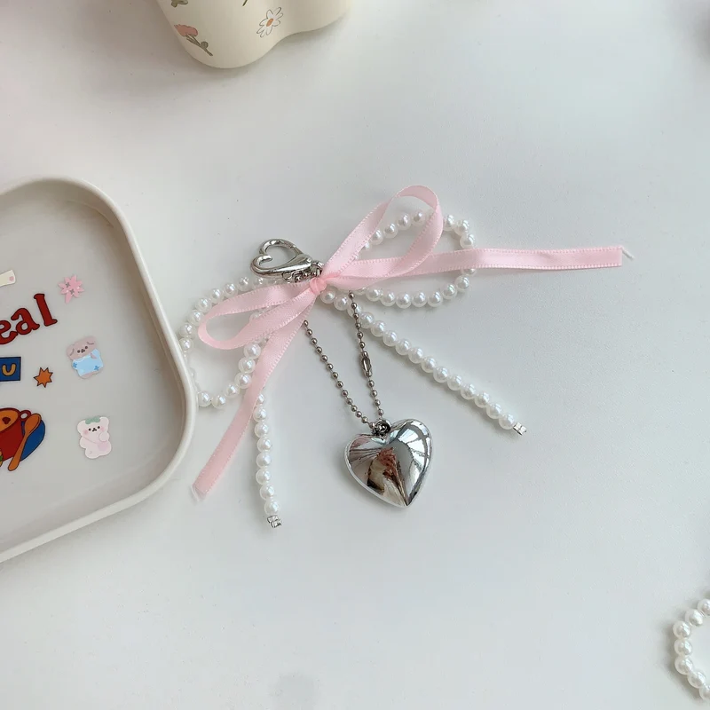 Chic Pearl Heart Keychain Stornfield