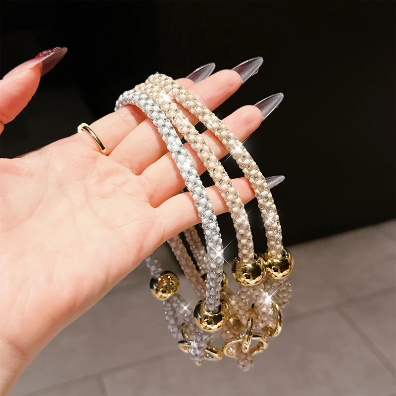 Chic Beaded Eyewear Chain Stornfield