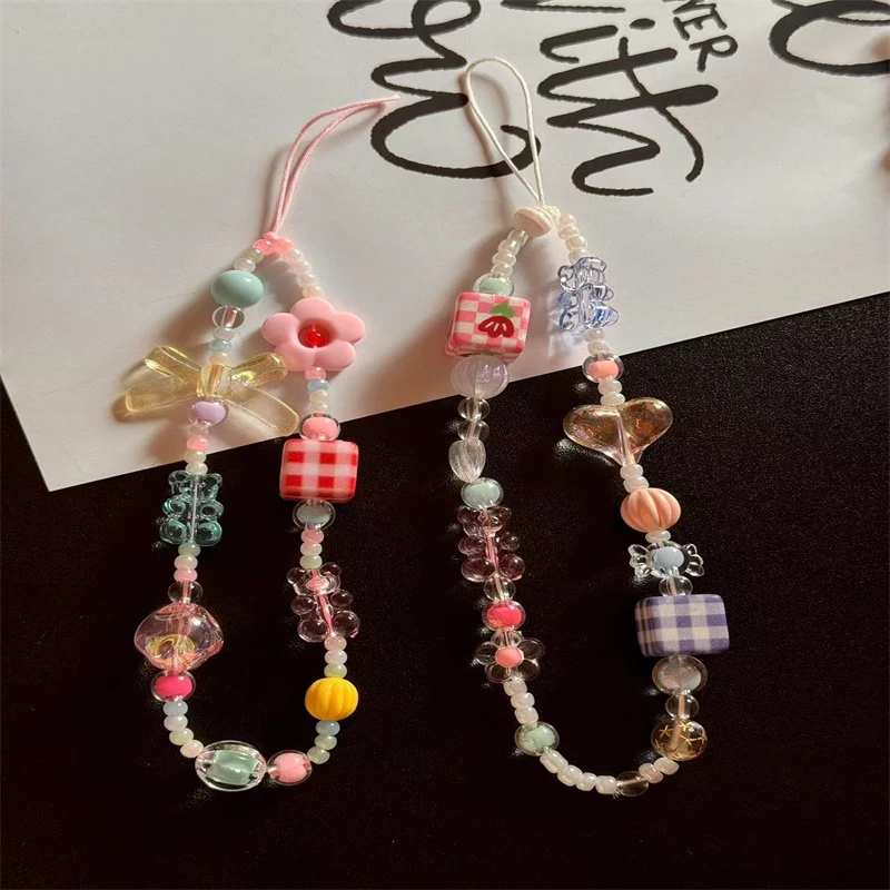 Charming Beaded Eyewear Chain Stornfield