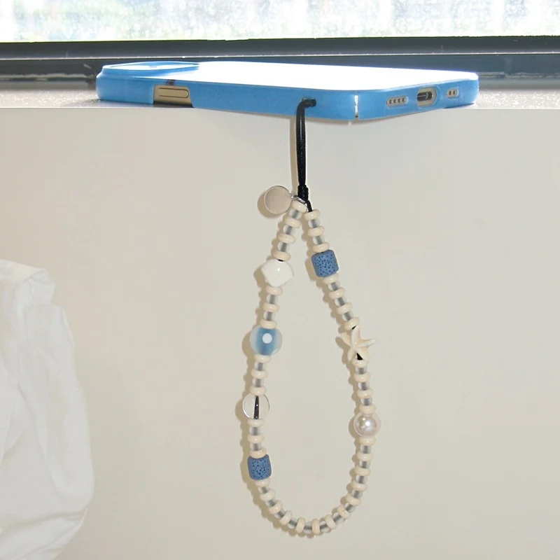 Beaded Smartphone Holder Stornfield