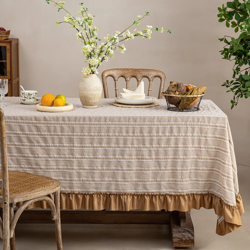 Rechteckige Tischdecke mit Rüschenbordüre und Vichy-Karo-Struktur Karnz