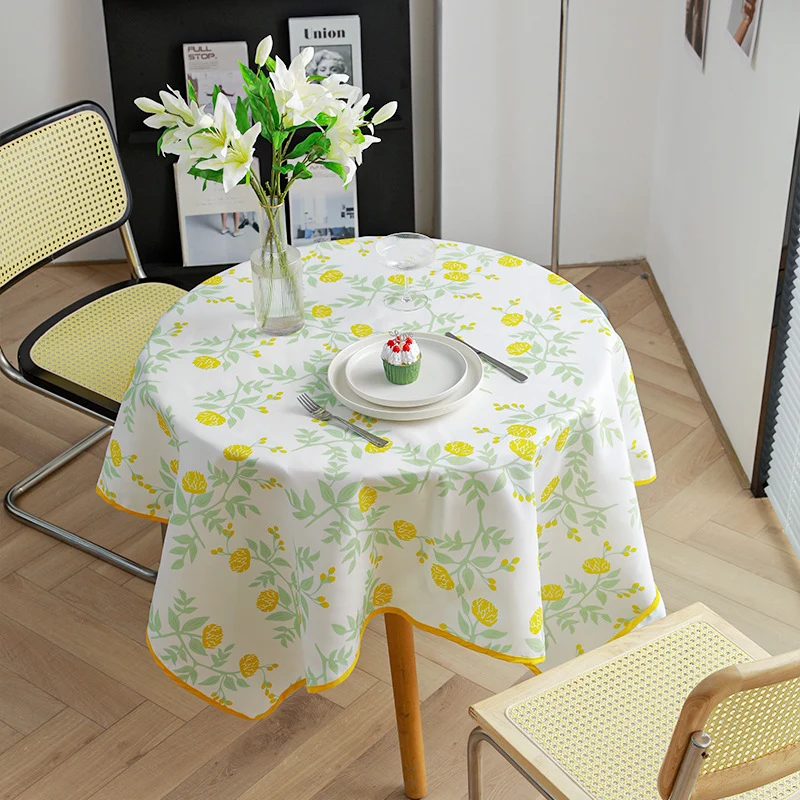 Rechteckige Esstischdecke mit botanischem Orangenbeeren-Print und kontrastierter Saum-Paspel Karnz