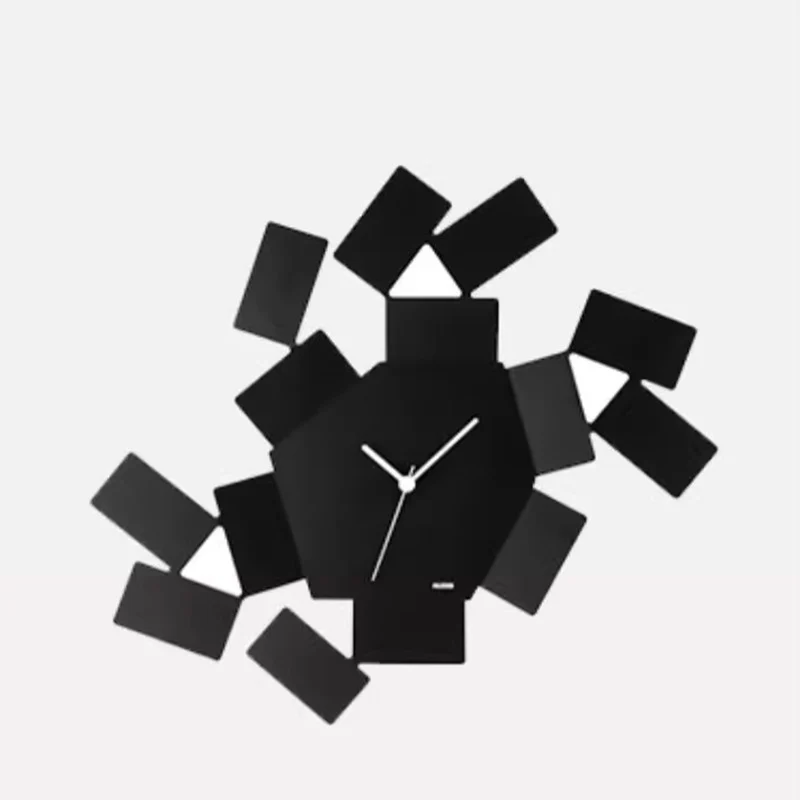 Abstrakte geometrische Wanduhr