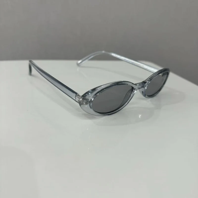 Retro-inspirierte ovale Sonnenbrille Karnz 1787812428