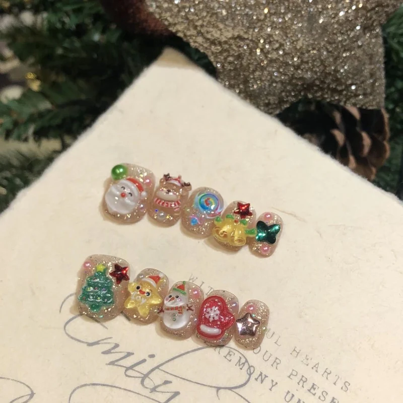 Festive Character-Themed Press-On Nail Art Set Stornfield