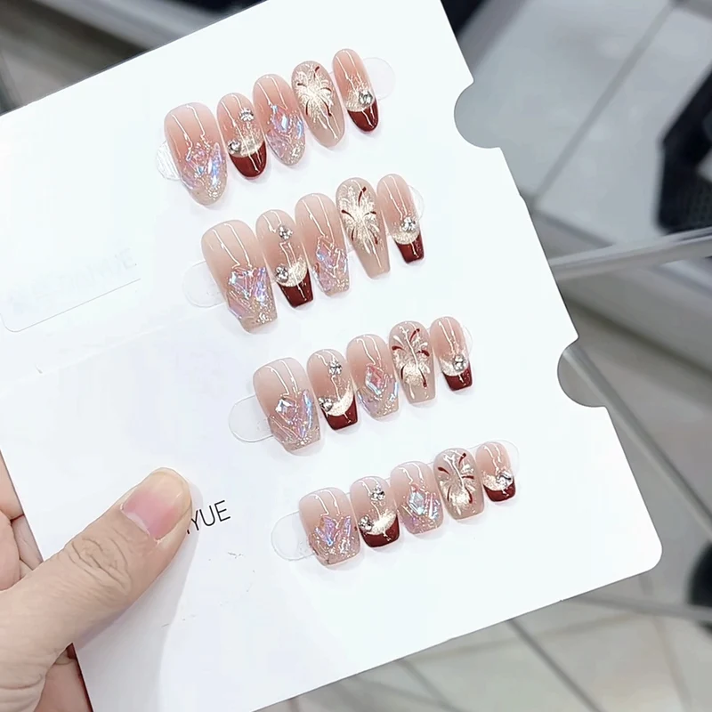 Fashionable Press-On Nails Stornfield