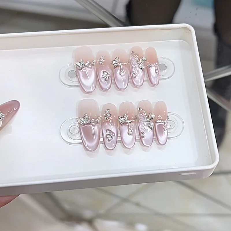 Elegant Rhinestone and Floral Press-On Nail Set Stornfield