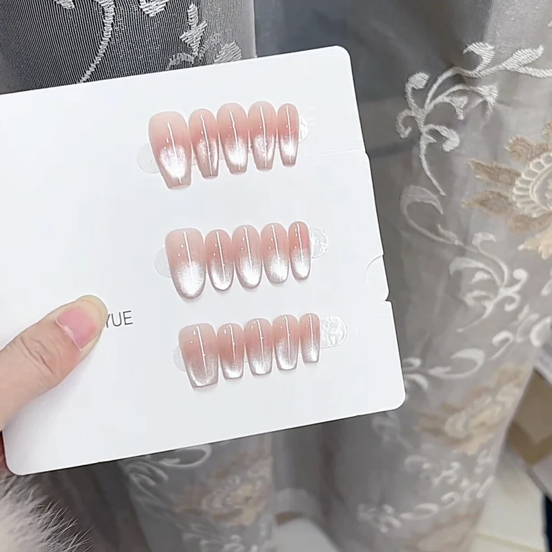 Elegant Press-On Nail Set with Ombré Design Stornfield