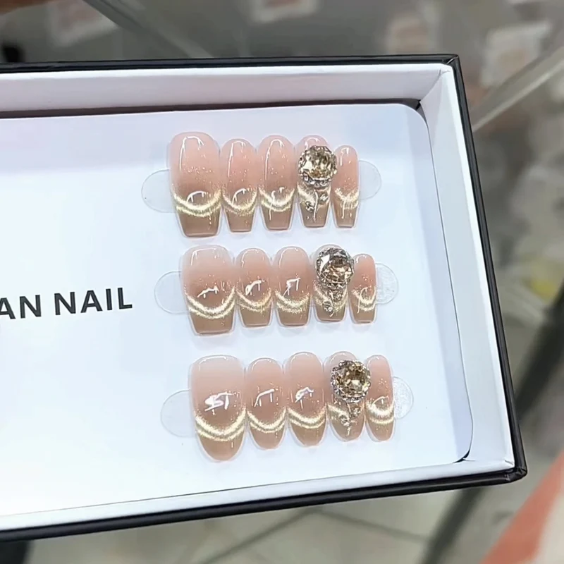 Elegant Press-On Nail Set with Decorative Gold Accents Stornfield