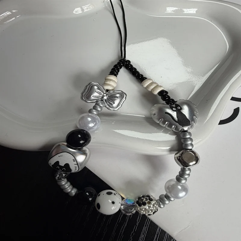 Perlenbesetztes Augenaccessoire Karnz