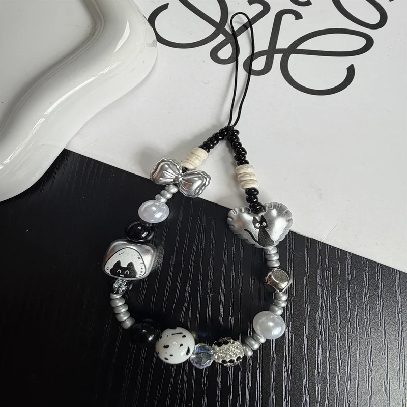 Perlenbesetztes Augenaccessoire Karnz