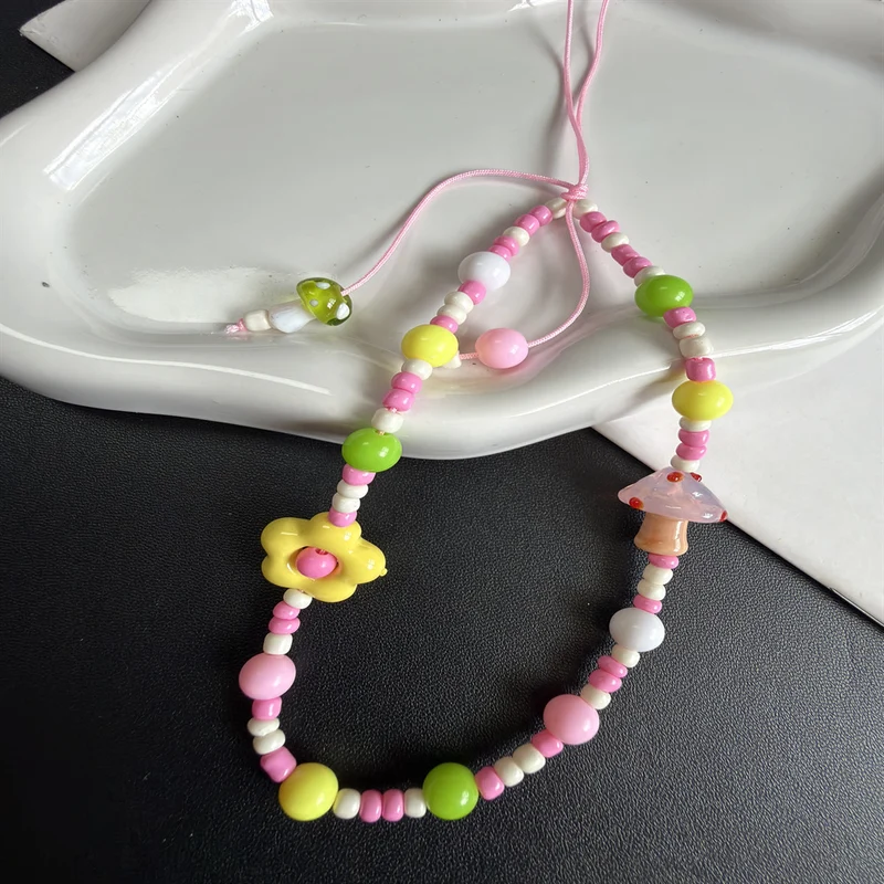 Charm Perlenhalskette Karnz