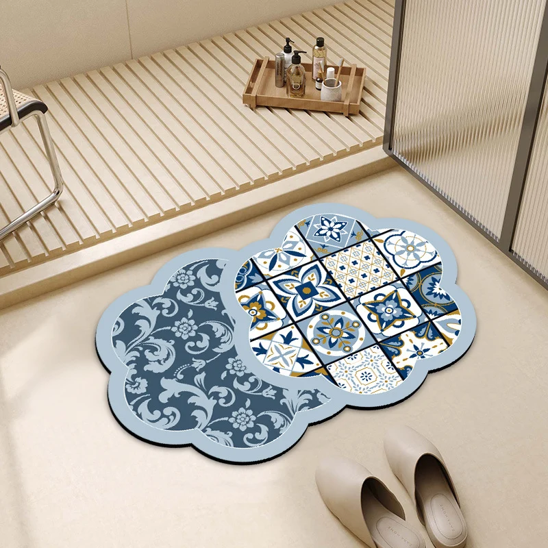 Decorative Cloud-Shaped Bath Mat Stornfield