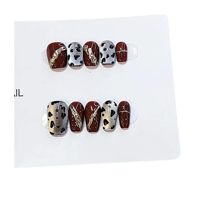 Stylish Press-On Nail Art Set with Unique Patterns Stornfield