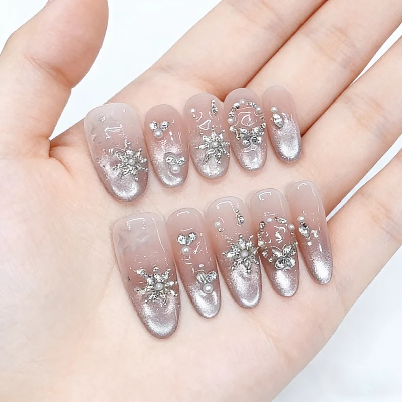 Sparkling Decorative Press-On Nails Set Stornfield