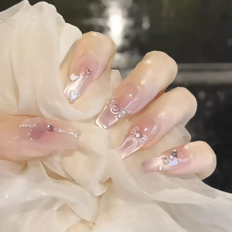 Romantic Decorative Press-On Nail Set Stornfield