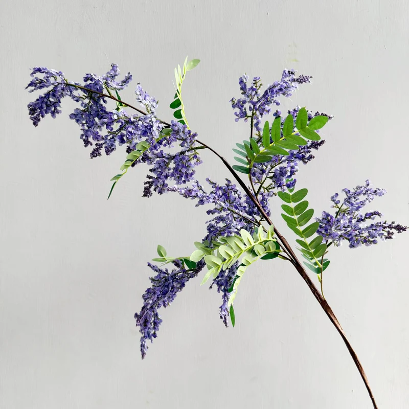 Künstliche Blumenarrangement