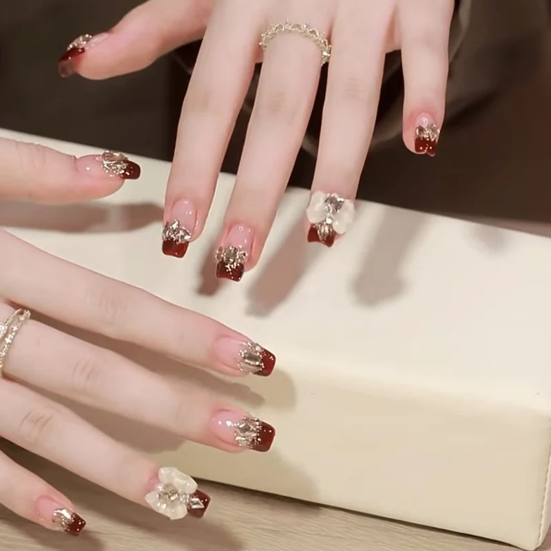 Premium Nail Art Press-On Set Stornfield