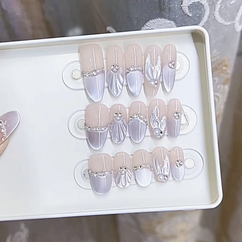 Premium Decorative Press-On Nail Set with Iridescent Accents Stornfield