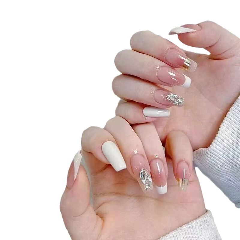 Glamorous Rhinestone-Embellished Press-On Nail Set Stornfield