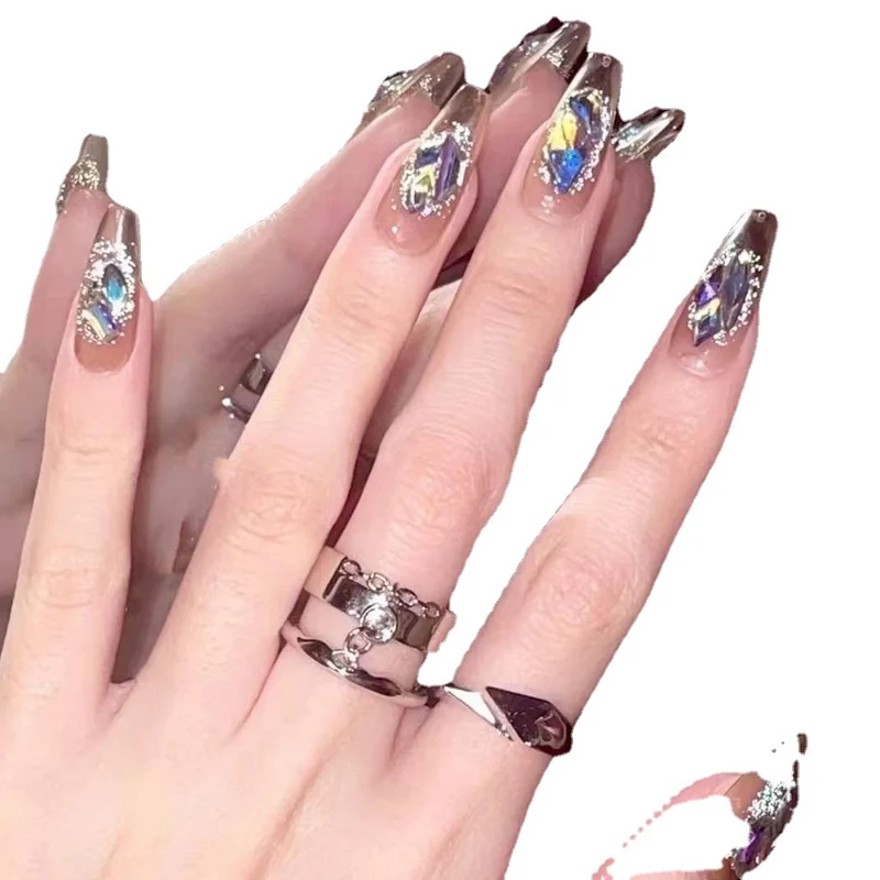 Glamorous Nail Art Press-On Set Stornfield