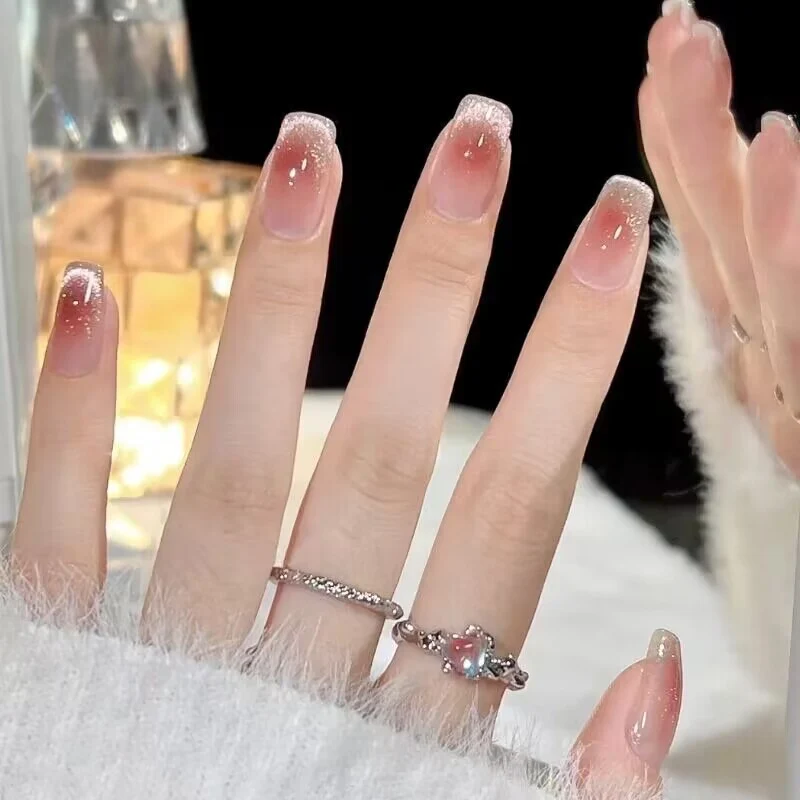 Glamorous Glittery Ombre Press-On Nails Stornfield