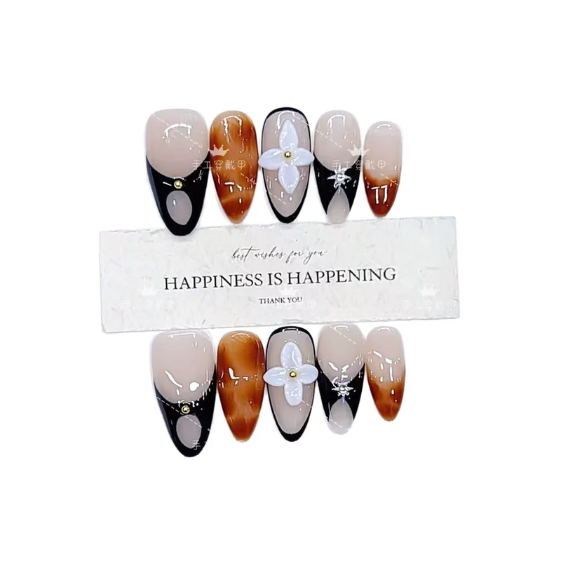 Floral and Artistic Press-On Nail Set Stornfield