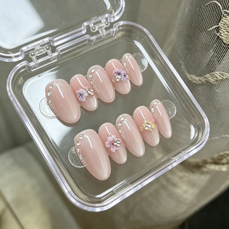 Floral-Accented Press-On Nail Set Stornfield