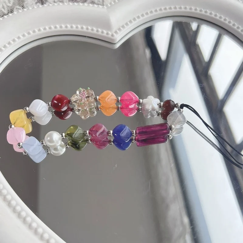 Künstlerisches Perlenarmband Karnz