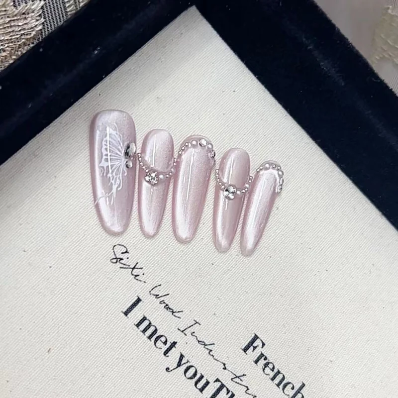 Artistic Press-On Nail Set with Decorative Butterfly Design Stornfield