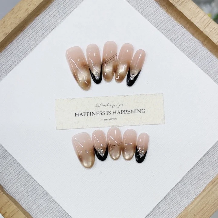 Artistic Ombré Stiletto Press-On Nail Set Stornfield