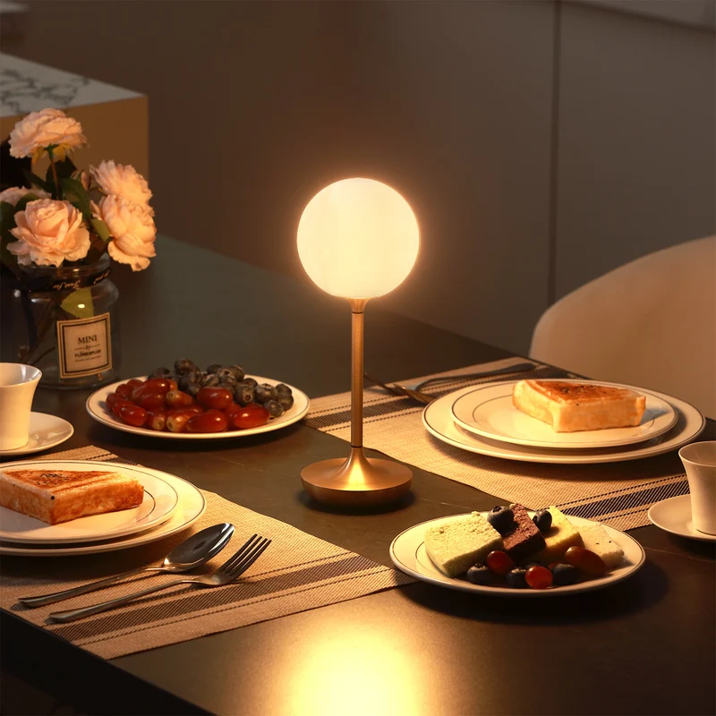 Elegante Tischlampe für Schlafzimmer und Wohnräume