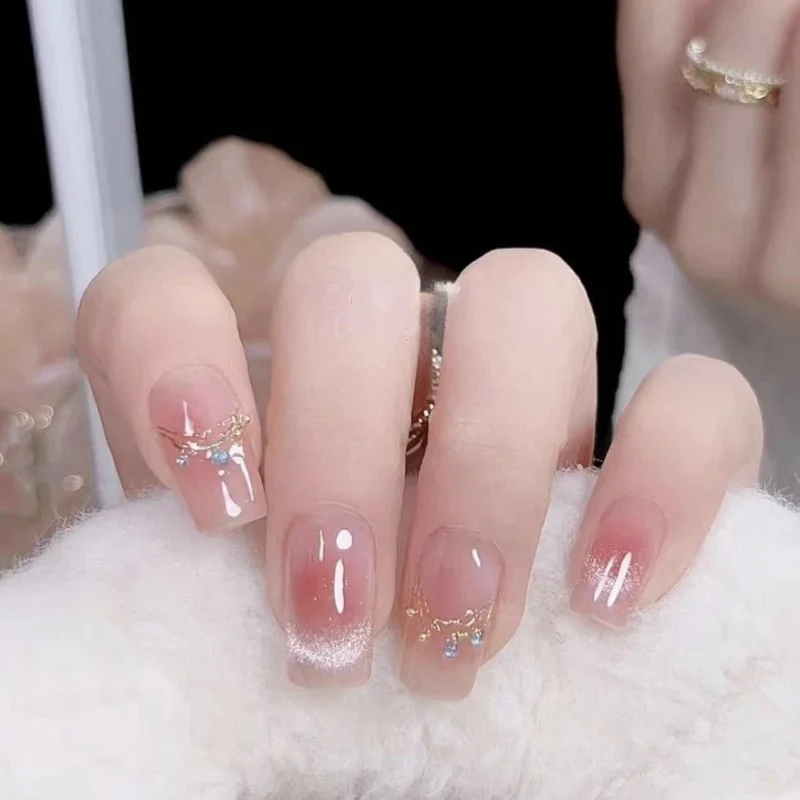 Elegant Gradient Press-On Nail Set Stornfield