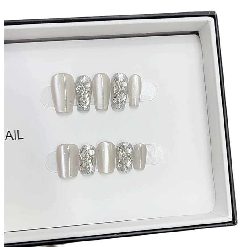 Elegant Designer Press-On Nails Set Stornfield