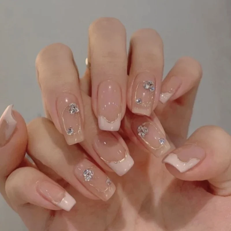 Elegant Designer Press-On Nail Art Stornfield