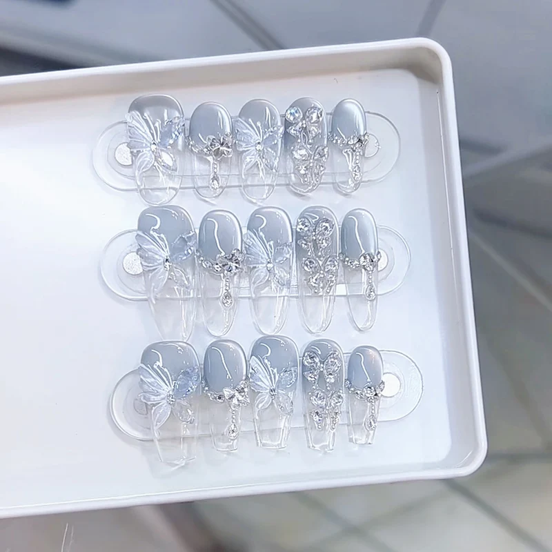Elegant Decorative Press-On Nails Stornfield