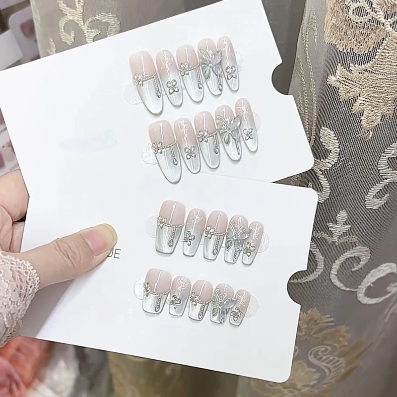 Elegant Decorative Press-On Nail Art Set Stornfield