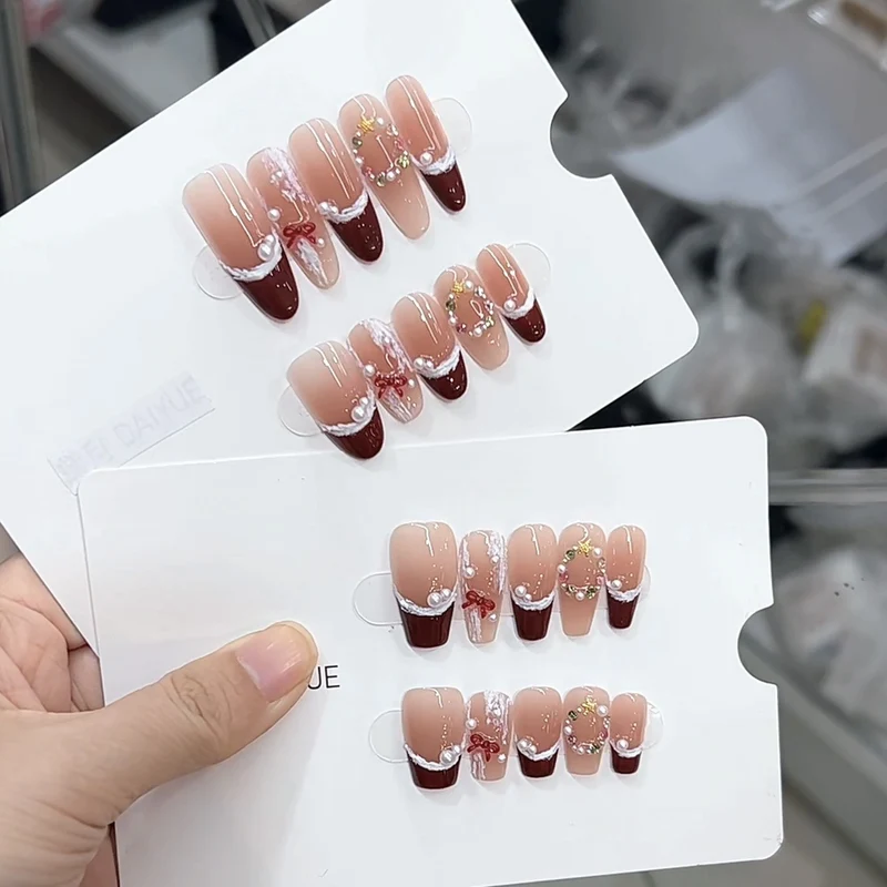 Elegant Decorative Nail Art Press-On Set Stornfield