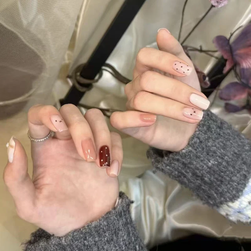 Dekoratives Nagelverzierungset Karnz