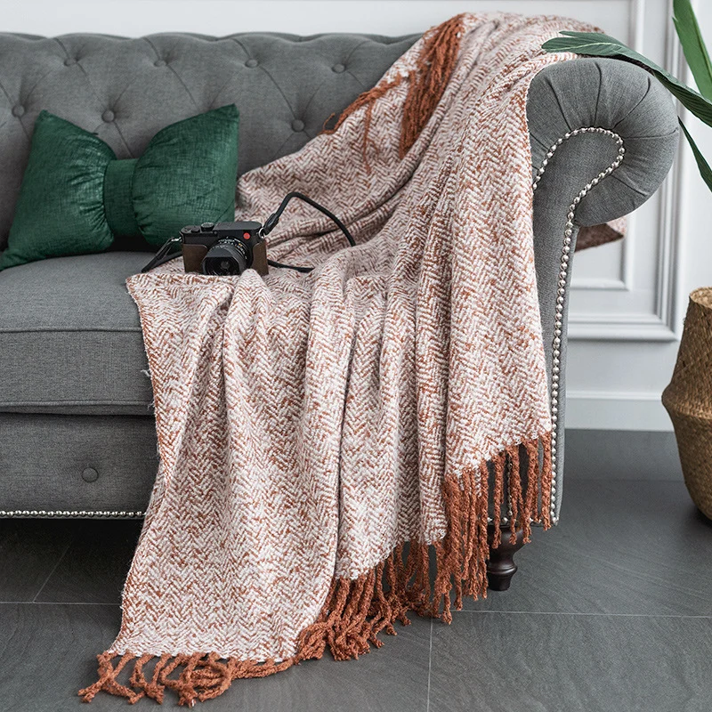 Throw blanket and plaid with herringbone structure, soft cotton blend and decorative fringes Stornfield