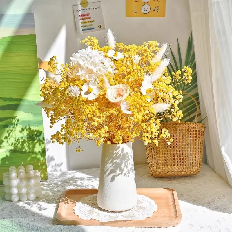 Elegante Getrocknete Blumenmitteltafel
