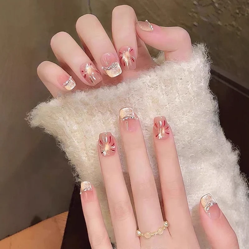 Wunderschön gestaltetes Nagelkunst-Set Karnz