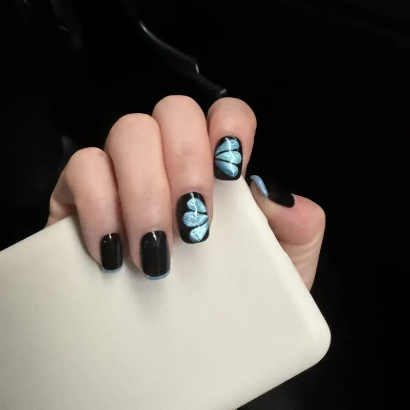 Künstlerisches Nagelkunstdesign Karnz