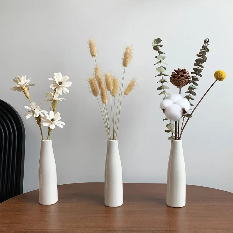 Dekorative getrocknete Grasarrangement