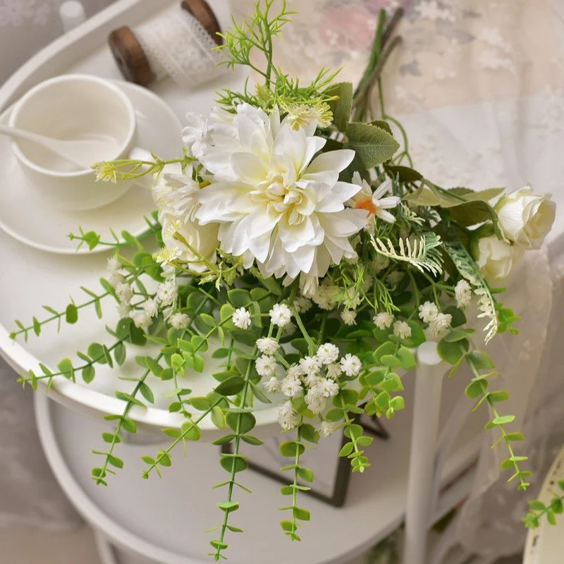 Charmantes Blumenarrangement Bouquet