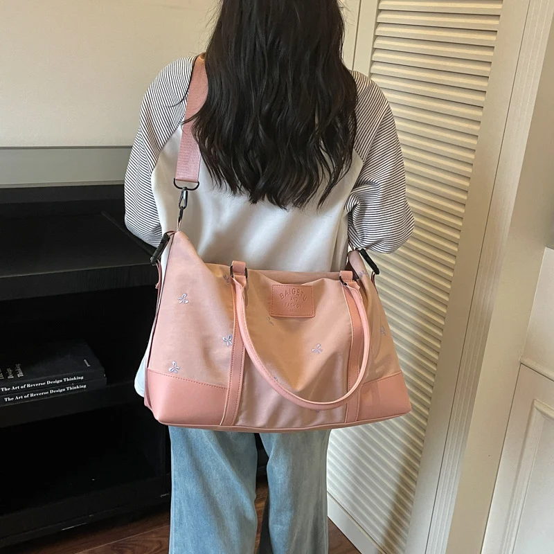 Stylische Wochenend Reisetasche Karnz