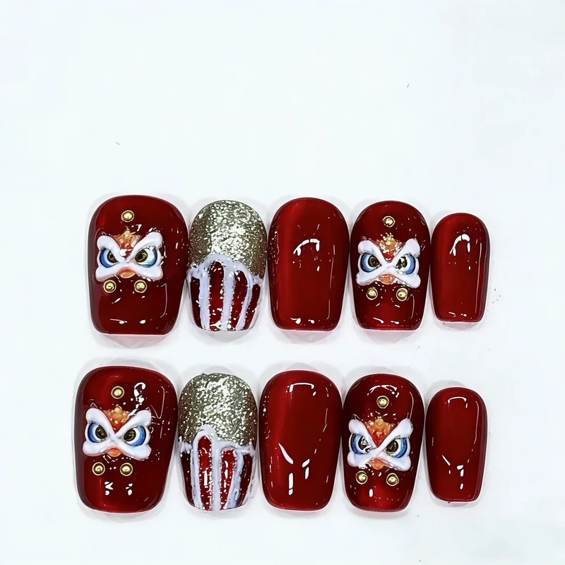 Künstlerisches Press-On Nagelset mit detaillierten thematischen Designs Karnz