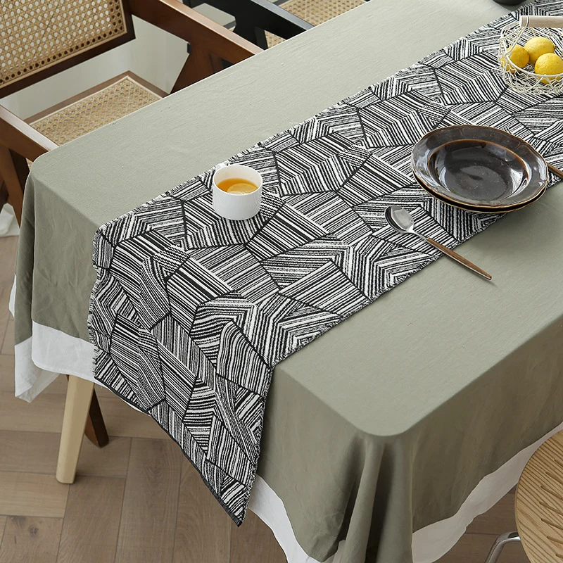 Modern cotton table runner with geometric line jacquard Stornfield